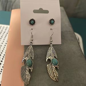 Earrings  ( Any 5 Items For $20)